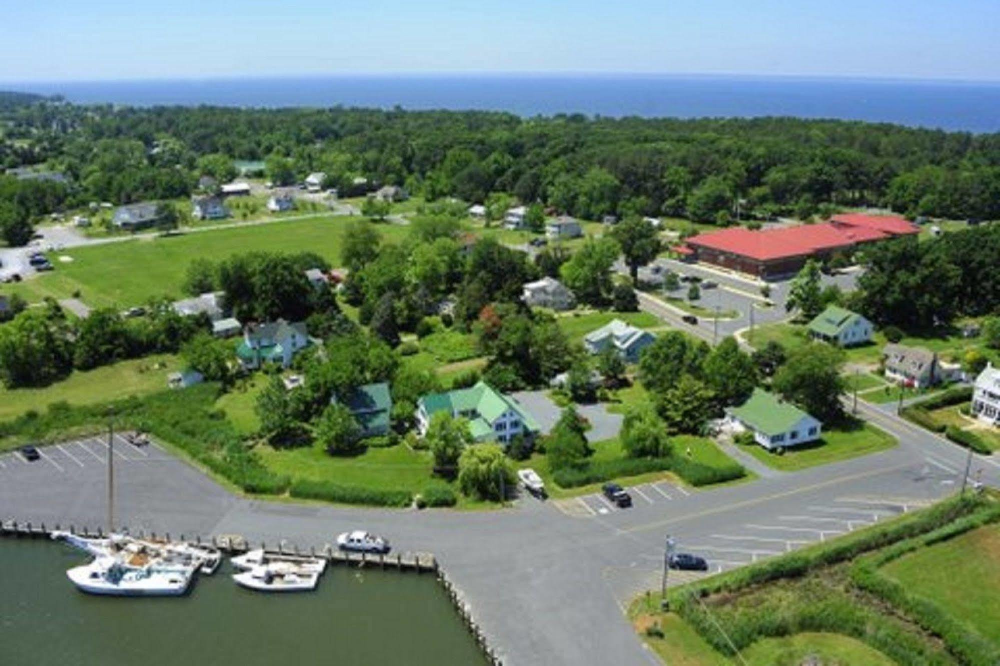 Lazyjack Inn On Dogwood Harbor Tilghman Island Εξωτερικό φωτογραφία